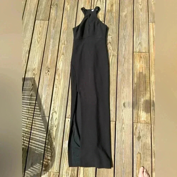 LIKELY Black keyhole Harbor Keyhole Formal Gown size 2 - Picture 4 of 5